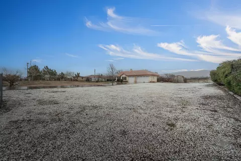 22657 Del Oro Rd, Apple Valley, CA 92308 photo 31