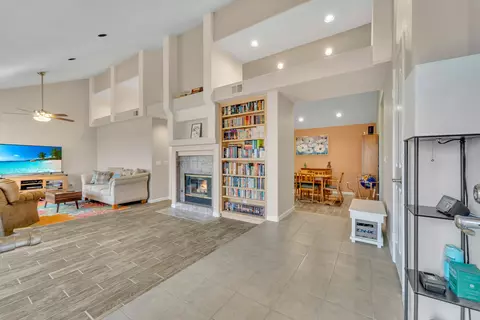 22657 Del Oro Rd, Apple Valley, CA 92308 photo 2