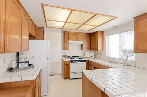 3626 Apollo Ave, Palmdale, CA 93550 photo 9