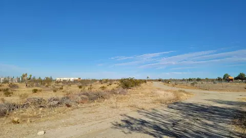 Ave W4 & 188th St E, Llano, CA 93544 photo 4