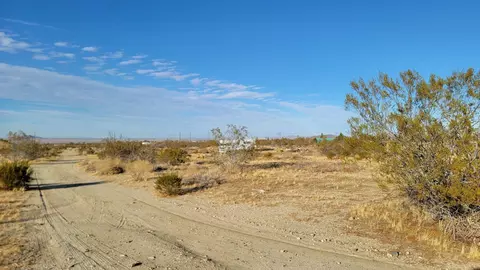 Ave W4 & 188th St E, Llano, CA 93544 photo 3