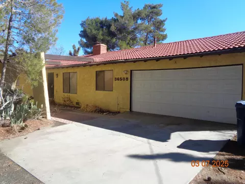 Exterior - 36508 40th St E, Palmdale, CA 93552 photo 3 of 3