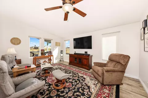 2121 Avenue I E #SP. 32, Lancaster, CA 93535 photo 5
