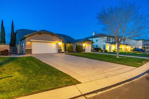 Exterior - 4379 Paddock Way, Lancaster, CA 93536 photo 2 of 19
