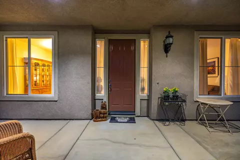 Entry Way - 4379 Paddock Way, Lancaster, CA 93536 photo 1 of 4