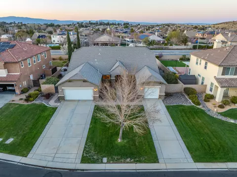 View/Area - 4379 Paddock Way, Lancaster, CA 93536 photo 5 of 7