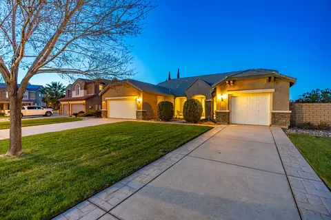 Exterior - 4379 Paddock Way, Lancaster, CA 93536 photo 3 of 19