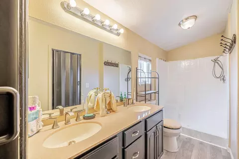 Undisclosed, Adelanto, CA 92301 photo 21