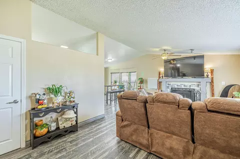 Undisclosed, Adelanto, CA 92301 photo 9