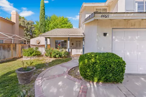 Exterior - 44611 Stonebridge Ln, Lancaster, CA 93536 photo 3 of 11