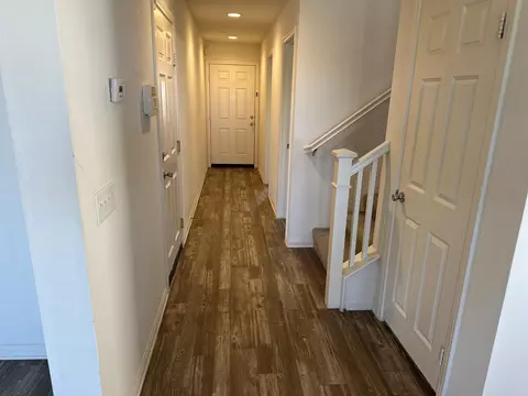 Entry Way - 2831 Wandoo Rd, Palmdale, CA 93551 photo 1 of 11