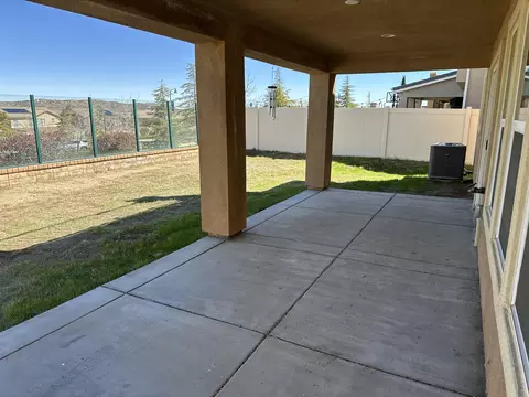 Exterior - 2831 Wandoo Rd, Palmdale, CA 93551 photo 11 of 12