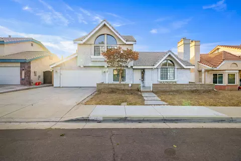 42409 Waterford Way, Quartz Hill, CA 93536