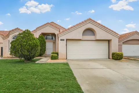 1140 Suncrest Ct, Rosamond, CA 93560