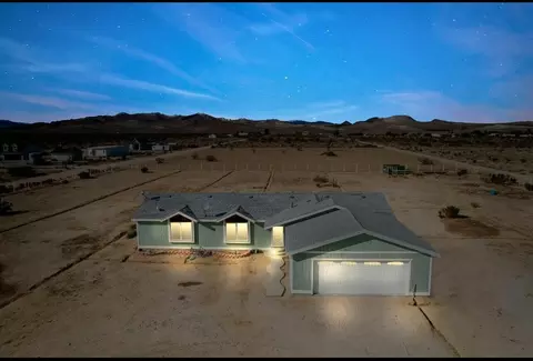 4909 Avenue Of The Stars, Rosamond, CA 93560