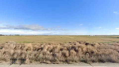 102 Nd St East And Avenue H, Lancaster, CA 93535