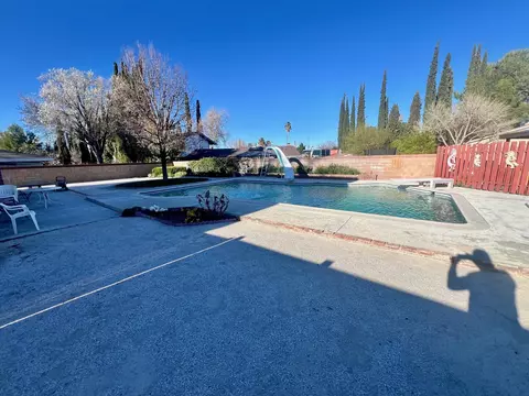 Exterior - 44040 Halcom Ave, Lancaster, CA 93536 photo 3 of 14