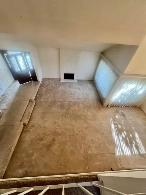 Living - 44040 Halcom Ave, Lancaster, CA 93536 photo 5 of 6