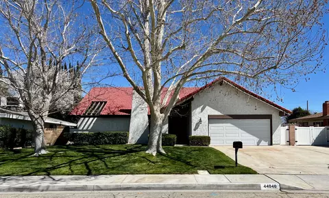 44040 Halcom Ave, Lancaster, CA 93536