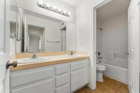 43349 Brandon Thomas Way, Lancaster, CA 93536 photo 29