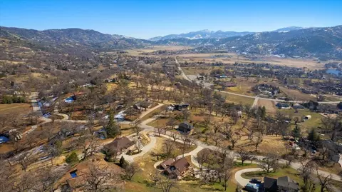View/Area - 29811 Greenwater Dr, Tehachapi, CA 93561 photo 5 of 6