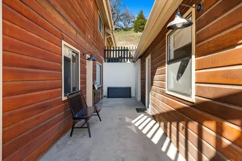 Entry Way - 29811 Greenwater Dr, Tehachapi, CA 93561 photo 3 of 3