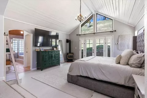 Bedroom - 29811 Greenwater Dr, Tehachapi, CA 93561 photo 1 of 8