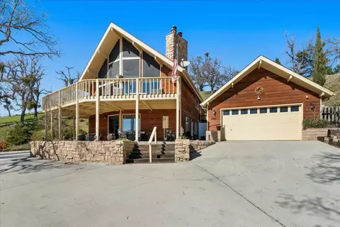 Exterior - 29811 Greenwater Dr, Tehachapi, CA 93561 photo 12 of 13