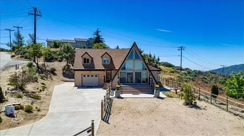 Exterior - 27981 Skyline Dr, Tehachapi, CA 93561 photo 1 of 9