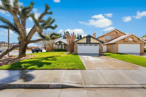 4360 San Juan Ct, Rosamond, CA 93560