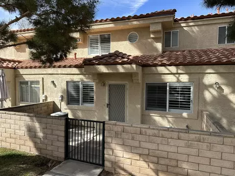 43463 30th St W UNIT 3, Lancaster, CA 93536
