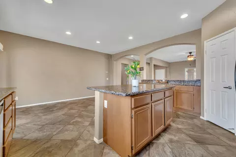 Other - 44314 Rucker St, Lancaster, CA 93535 photo 3 of 7
