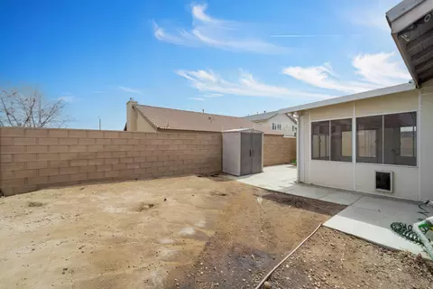Exterior - 44314 Rucker St, Lancaster, CA 93535 photo 7 of 9