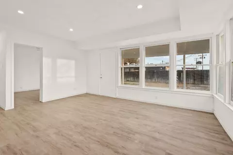 Living - 13057 Davenport St, North Edwards, CA 93523 photo 3 of 5