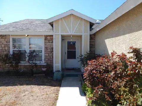 4720 Avenue R-11 E, Palmdale, CA 93552