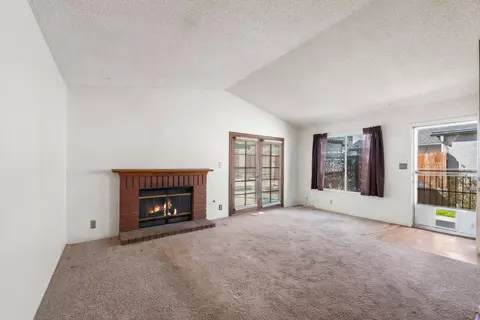37151 29th Pl E, Palmdale, CA 93550 photo 5