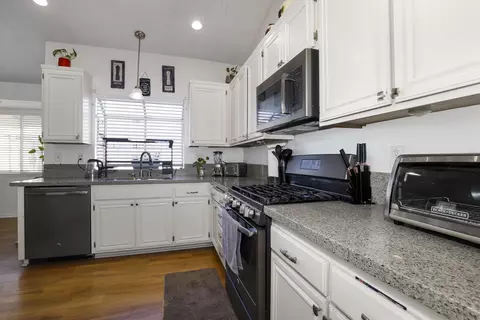 1511 East Avenue J6, Lancaster, CA 93535 photo 11
