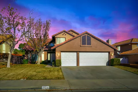 3101 Crowne Dr, Palmdale, CA 93551