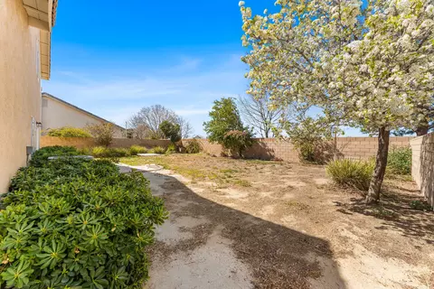 Exterior - 44225 Rucker St, Lancaster, CA 93535 photo 3 of 3