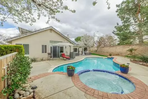 40407 Milan Dr, Palmdale, CA 93551 photo 6