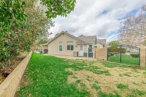 40407 Milan Dr, Palmdale, CA 93551 photo 38
