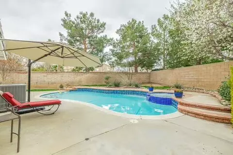 40407 Milan Dr, Palmdale, CA 93551 photo 8