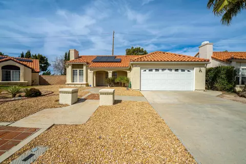 1647 Windsor Pl, Palmdale, CA 93551