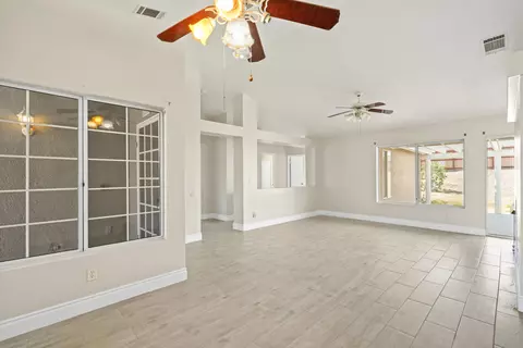 11671 Oxford Ct, Adelanto, CA 92301 photo 17