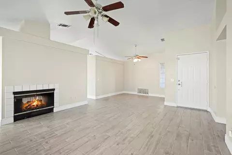 11671 Oxford Ct, Adelanto, CA 92301 photo 14