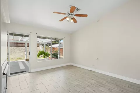 11671 Oxford Ct, Adelanto, CA 92301 photo 11