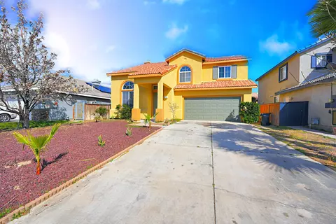 Exterior - 36934 Royce Ct, Palmdale, CA 93552 photo 11 of 11