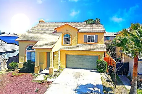 Exterior - 36934 Royce Ct, Palmdale, CA 93552 photo 2 of 11