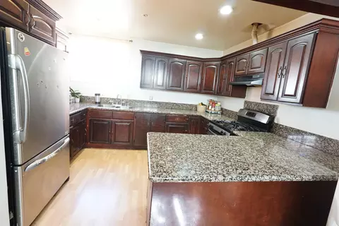 13125 Pinney St, Pacoima, CA 91331 photo 3
