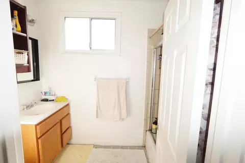 13125 Pinney St, Pacoima, CA 91331 photo 6